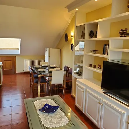 Piso Avenida Castelao Xxl Appartamento